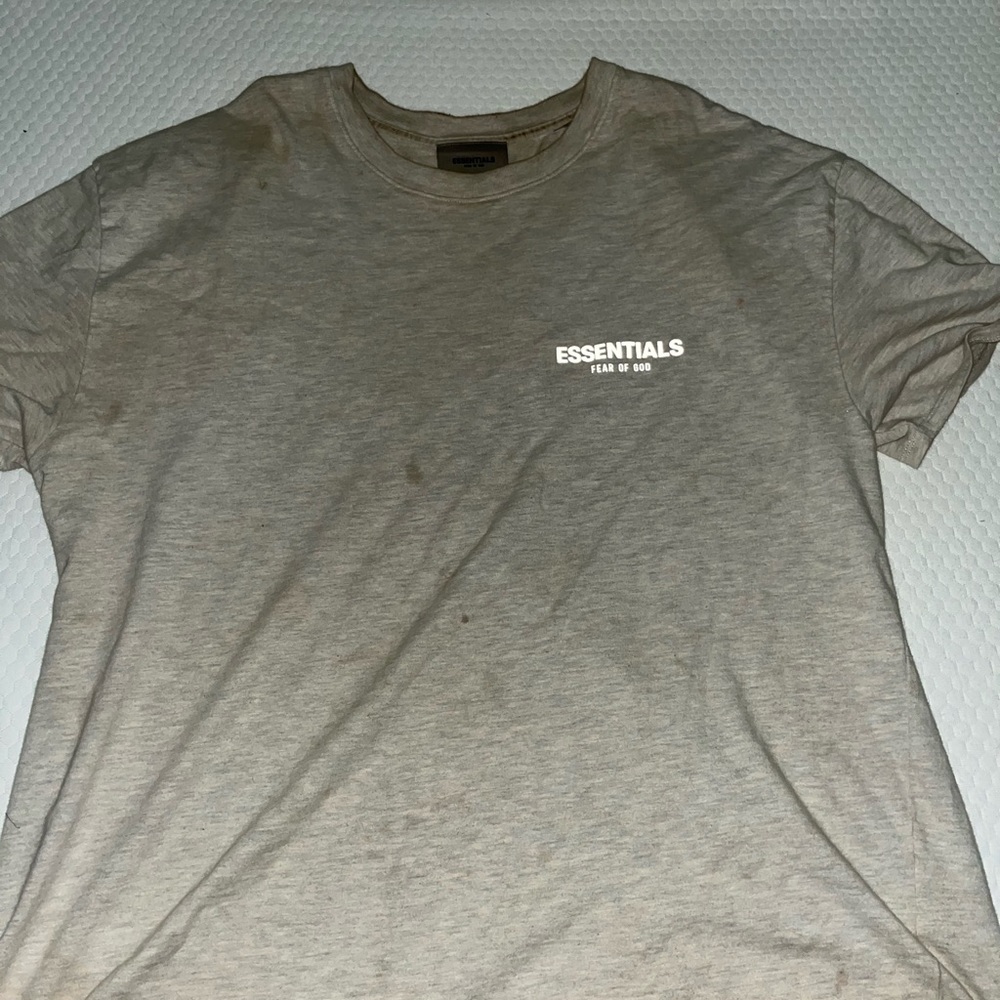 Essentials tee